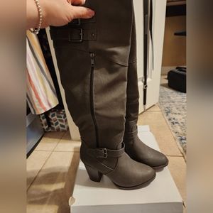 NWB Women's Designer Boots